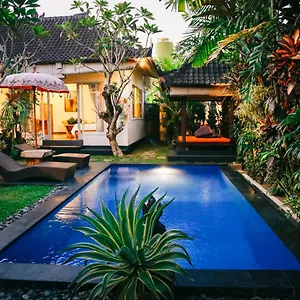 Rumah Karda Villa